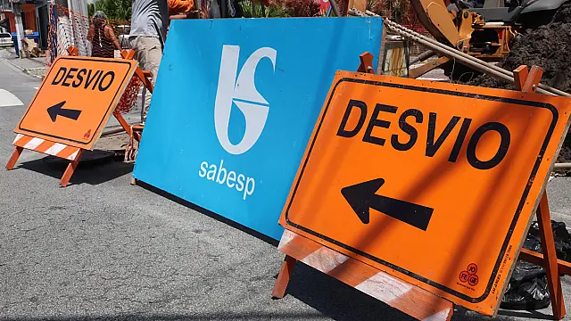 Obras da Sabesp avançam em Praia Grande para ampliar abastecimento de água e coleta de esgoto e beneficiar mais de 252 mil pessoas