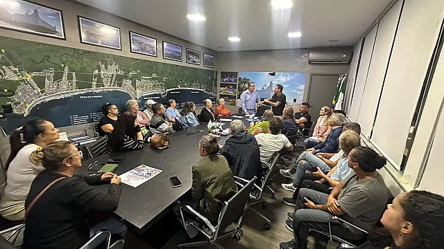 Prefeitura de Bertioga debate melhorias para o artesanato e fortalece diálogo com artesãos