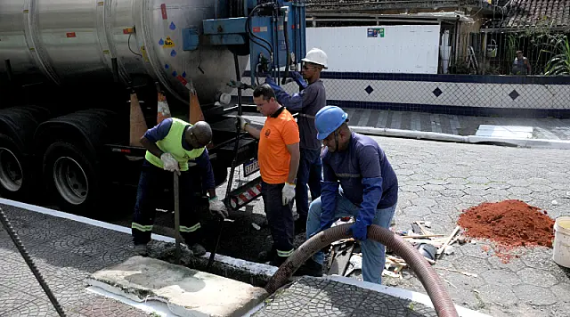 Manutenções preventivas reforçam eficiência do sistema de drenagem de  Praia Grande