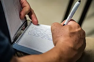 Oficina gratuita orienta agentes culturais de Bertioga sobre elaboração de projetos para editais da PNAB