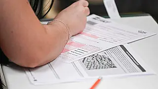 Vestibular Unesp 2027 recebe a partir desta segunda-feira (24) os pedidos de isenção e redução de 50% da taxa