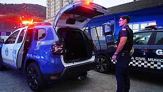 Guarda Civil Municipal de Mongaguá recebe duas novas viaturas para ampliar patrulhamento