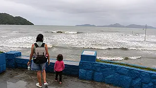 Frente fria traz ventos fortes e ondas acima de três metros para Santos