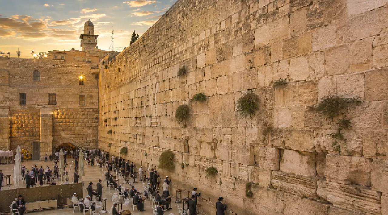 Muro das Lamentações: conheça a história do local mais sagrado do judaísmo