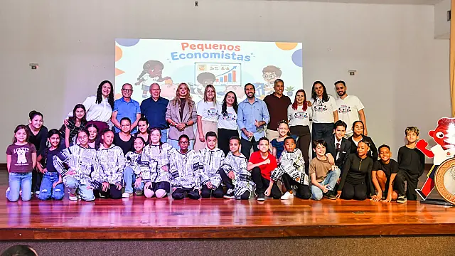 São Vicente lança projeto de educação financeira para crianças da rede municipal