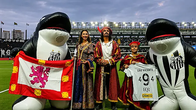 Conheça dez fatos que ligam São Vicente à camisa do Santos FC
