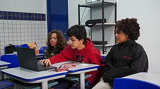 Mongaguá regulamenta implementação da Computação na Educação Básica da rede municipal