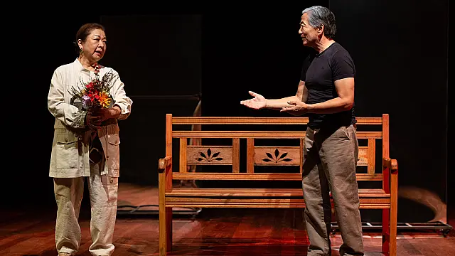 Espetáculo inspirado em série coreana debate envelhecimento e etarismo