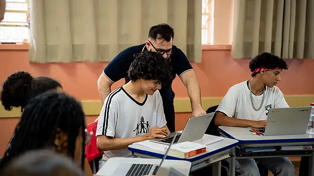 Alunos da 1ª série do Ensino Médio têm até sexta-feira (25) para escolher formação entre Exatas, Humanas ou Ensino Técnico