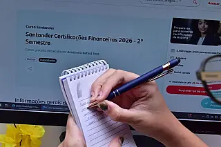 Santander abre 2,5 mil vagas para formação gratuita no mercado financeiro