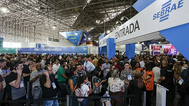 Sebrae leva empreendedores de São Vicente para a Feira do Empreendedor 2026