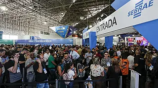 Sebrae leva empreendedores de São Vicente para a Feira do Empreendedor 2026