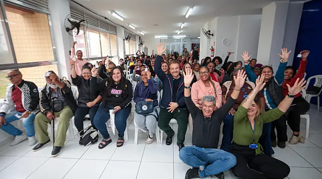 Emoção e alegria! Mais 58 famílias de Praia Grande realizam o sonho da  casa própria