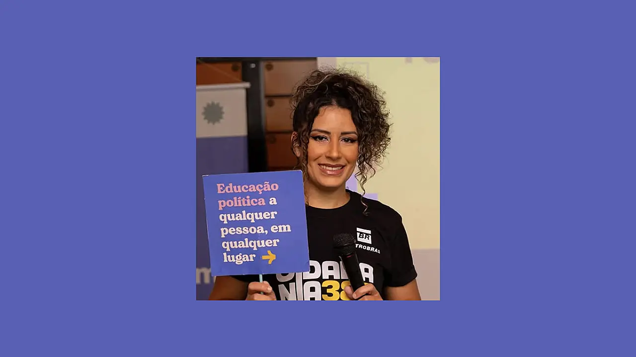CreativeMornings Santos recebe Natália Alberto para discutir criatividade de vanguarda e conexão com o território