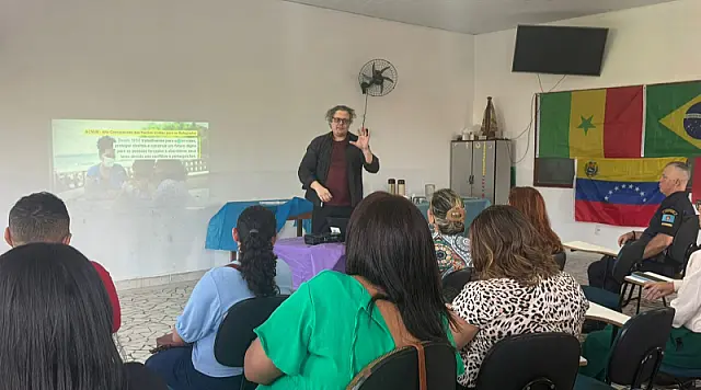 Guarujá promove formação técnica sobre atendimento a imigrantes e refugiados