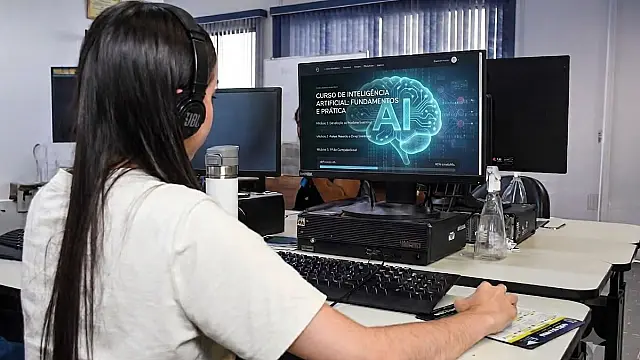 São Vicente abre inscrições para curso gratuito de Marketing Digital com Inteligência Artificial