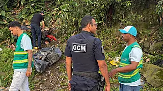 Operação Dignidade leva limpeza e atendimento social a diferentes pontos de São Vicente