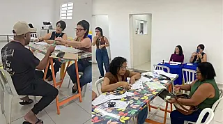 Regularização fundiária: moradores da Vila São José entregam documentação