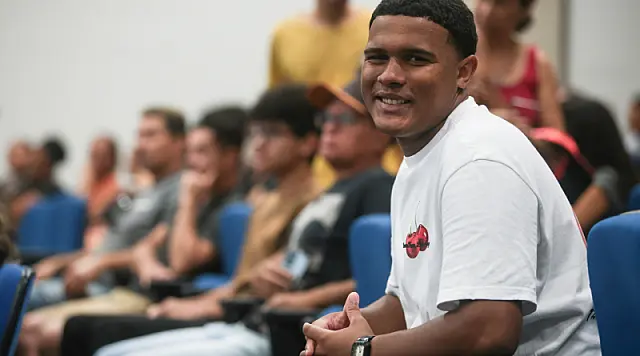 Prefeitura de Praia Grande abre inscrições para o Programa Bolsa  Estudante do Ensino Médio