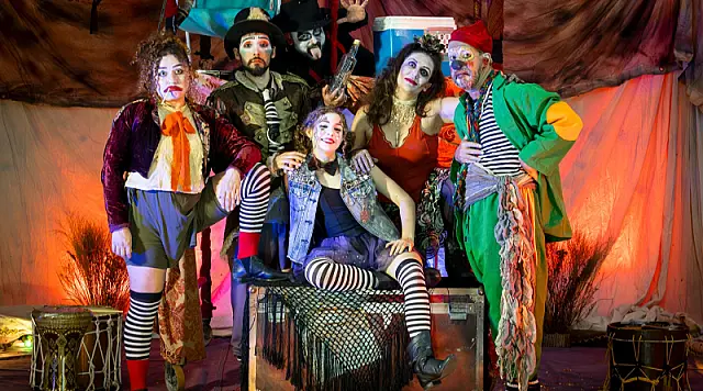 Grupo Nômade Estreia "Caravana do Circo Sem Futuro" na 23ª Edição do FEMC em Mongaguá