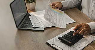 Abrasel lança cartilha para esclarecer bares e restaurantes na transição para a nova tributação