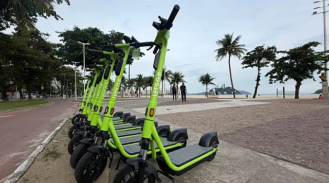 São Vicente ganha 100 patinetes elétricos para ampliar opções de mobilidade na orla