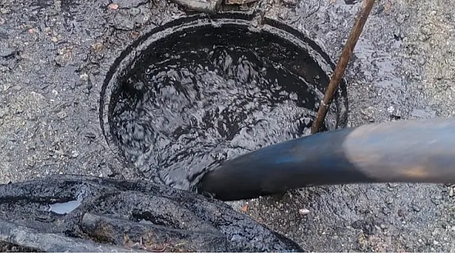 Fiscalização Ambiental atua na Vila Atlântica e garante manutenção da rede na Av. Luiz Pereira Barreto