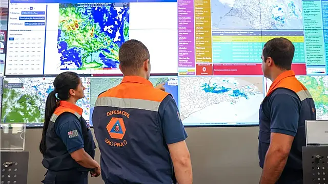 Defesa Civil de São Paulo alerta para chuva intensa nesta quinta-feira (15), com acumulados que podem chegar a 80 mm