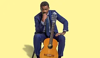 Do asfalto ao estrelato: a genialidade de Seu Jorge