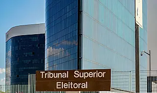 Ministro do TSE proíbe suspensão do canal Exército do Lula