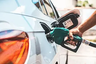 Governo Federal zera tributos sobre a gasolina e reforça subvenção a importadores de diesel