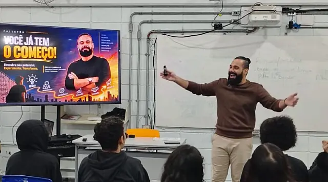 Cidade de Cubatão promove palestra sobre tecnologia e profissões do futuro para alunos da 'melhor escola do mundo'