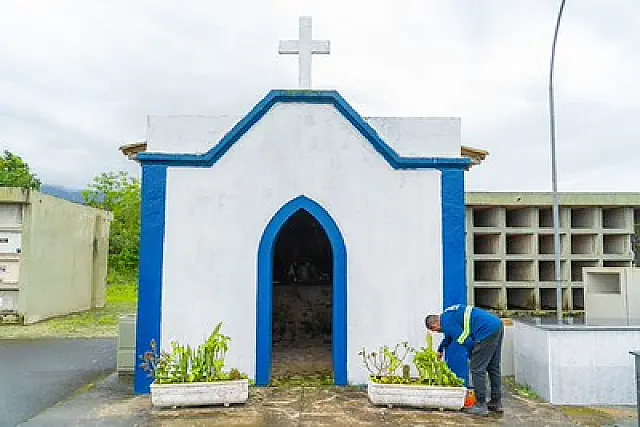 Cemitério de Bertioga recebe melhorias para o Dia de Finados