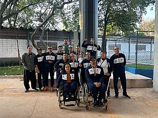 Atletas de Guarujá conquistam 18 medalhas em torneio de atletismo em SP