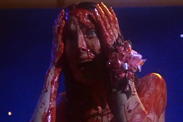 Cine Roxy e Hideout celebram 50 anos de "Carrie, a Estranha" com sessão especial de Halloween