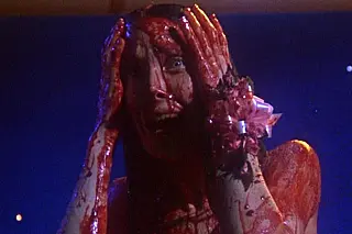 Cine Roxy e Hideout celebram 50 anos de "Carrie, a Estranha" com sessão especial de Halloween
