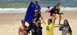 Atletas guarujaenses são destaques em Festival de Bodyboarding