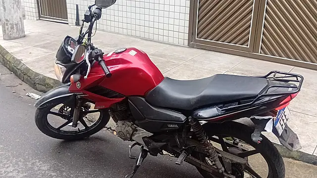 GCM recupera motocicleta furtada após abordagem na Área Continental de São Vicente