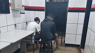 Flagrados por câmeras de monitoramento infratores são presos pela GCM de Guarujá na Praia da Enseada