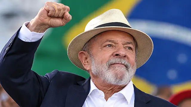 Em eleição histórica e disputada voto a voto, Lula vence no fim da apuração e garante o quarto mandato
