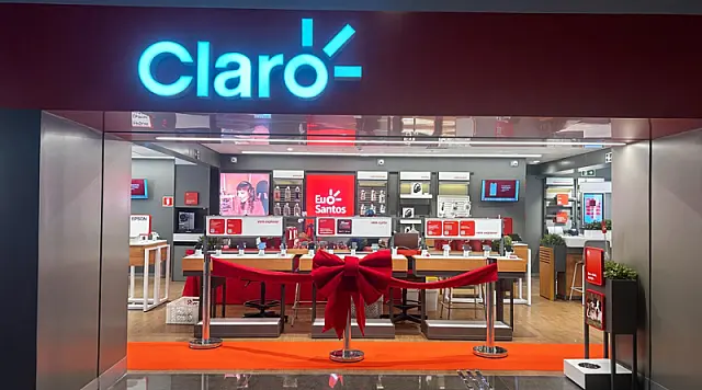 Claro inaugura loja conceito no shopping Miramar