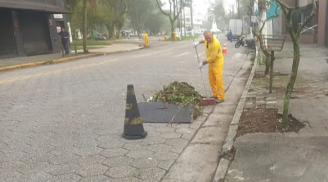 Manutenção/Zeladoria dos Serviços Públicos de Cubatão fortalece ações de limpeza no munícipio