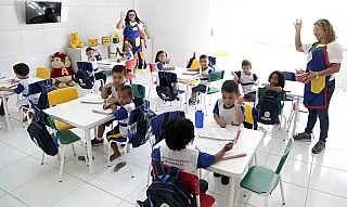 Escolha de livros didáticos para educação infantil começa nesta terça