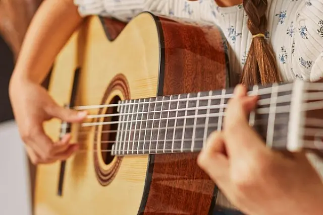 Praiamar Shopping terá programação gratuita de música e brincadeiras para o Dia das Crianças