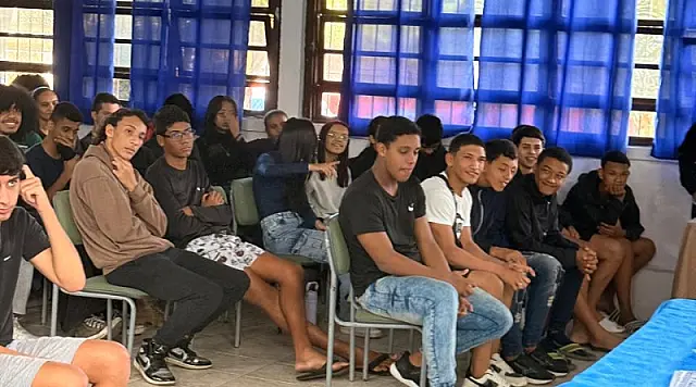 Acessuas Trabalho prepara estudantes da Escola Marcílio Dias para o primeiro emprego
