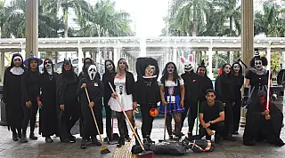 Um susto na sujeira: servidores da Sesurb se fantasiam para o Halloween