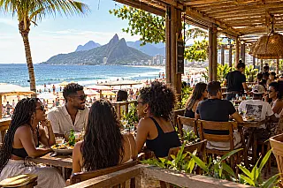 Turismo deve se aproximar de R$ 300 bilhões em 2026, e Abrasel vê ganhos para bares e restaurantes