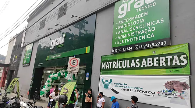 Feira de Empregabilidade do Grau Técnico Santos conecta candidatos a vagas, estágios e novas oportunidades